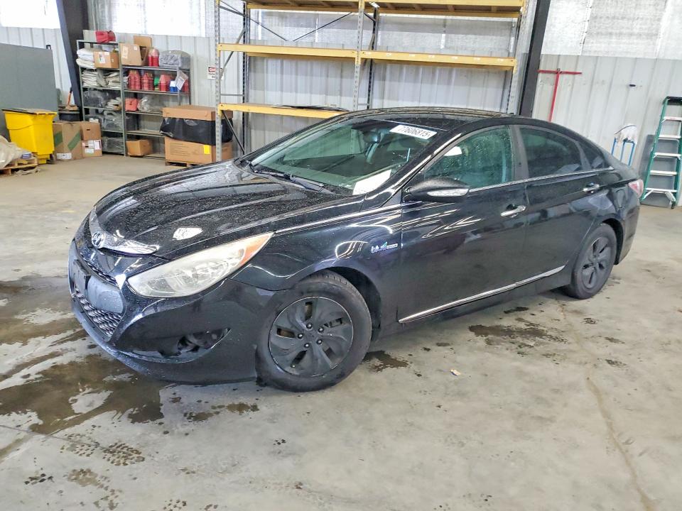 Фото 1 с аукциона – 2013 HYUNDAI SONATA с VIN KMHEC4A43DA072215