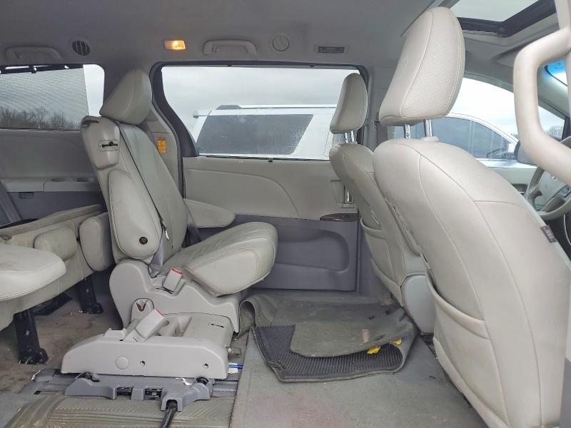 Photo 11 from auction – 2014 TOYOTA SIENNA with VIN 5TDYK3DC7ES477015