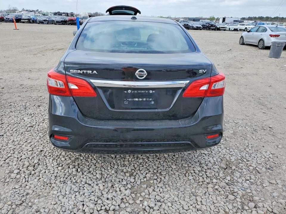 Photo 6 from auction – 2018 NISSAN SENTRA with VIN 3N1AB7AP0JY261920