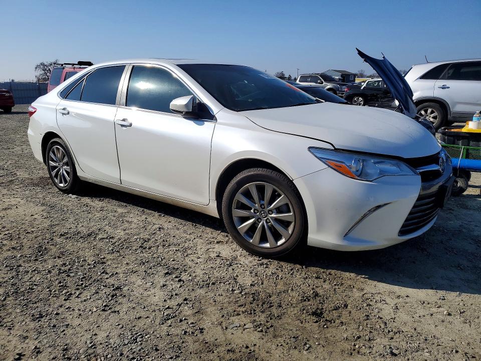Photo 4 from auction – 2017 TOYOTA CAMRY with VIN 4T1BF1FK9HU627141