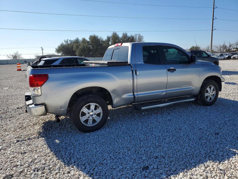 Photo 3 from auction – 2011 TOYOTA TUNDRA with VIN 5TFRM5F13BX029818