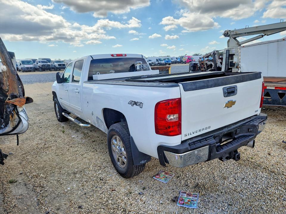 Photo 2 from auction – 2011 CHEVROLET SILVERADO with VIN 1GC4K1C81BF185825