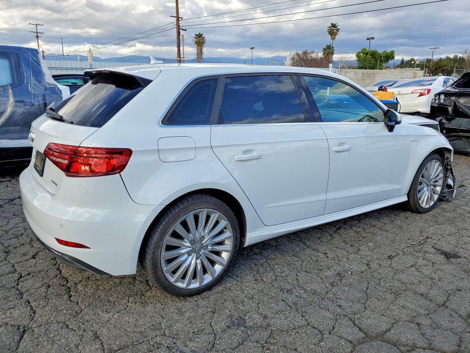 Photo 3 from auction – 2017 AUDI A3 with VIN WAUTPBFF6HA140248