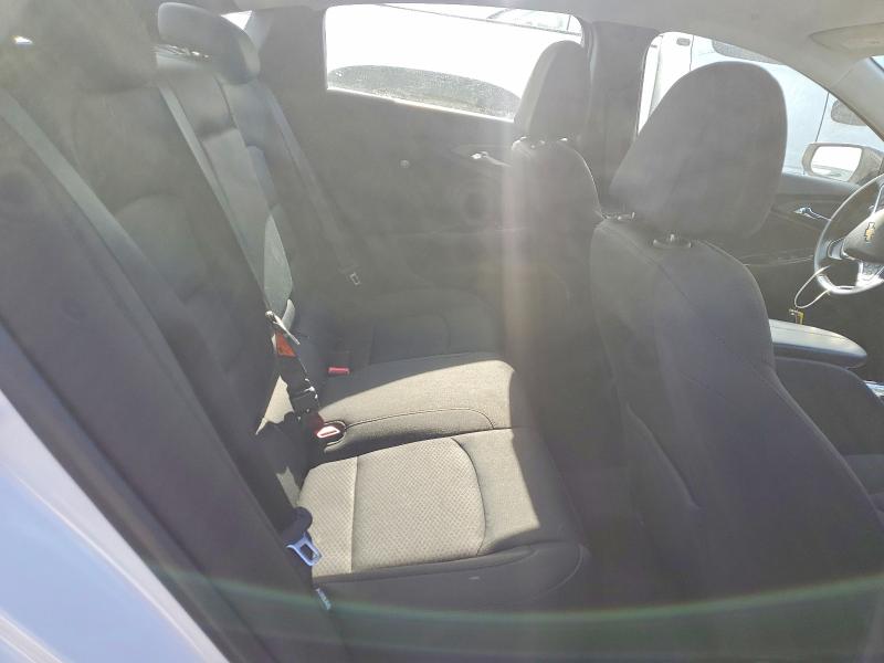 Photo 10 from auction – 2018 CHEVROLET MALIBU with VIN 1G1ZD5ST2JF185868