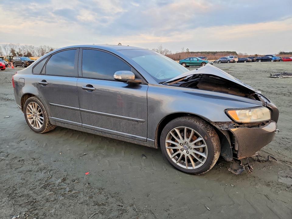 Photo 4 from auction – 2009 VOLVO S40 with VIN YV1MS382X92461480