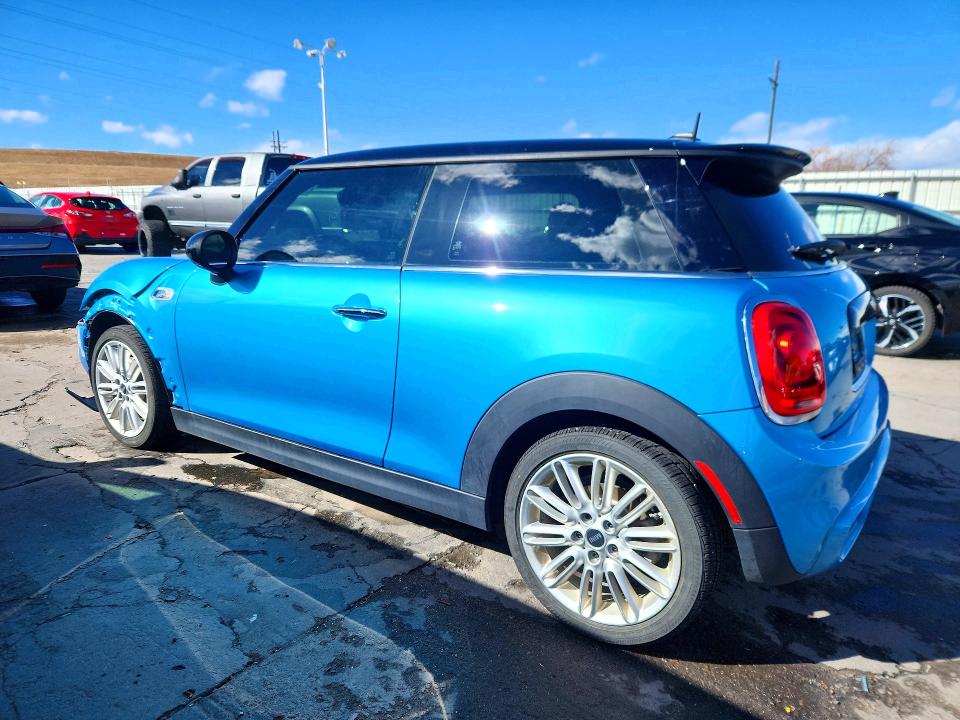 Photo 2 from auction – 2016 MINI COOPER S with VIN WMWXP7C54G3B49708