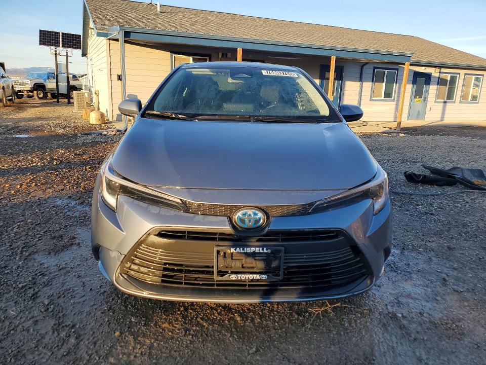 Photo 5 from auction – 2023 TOYOTA COROLLA with VIN JTDBCMFE8PJ007647