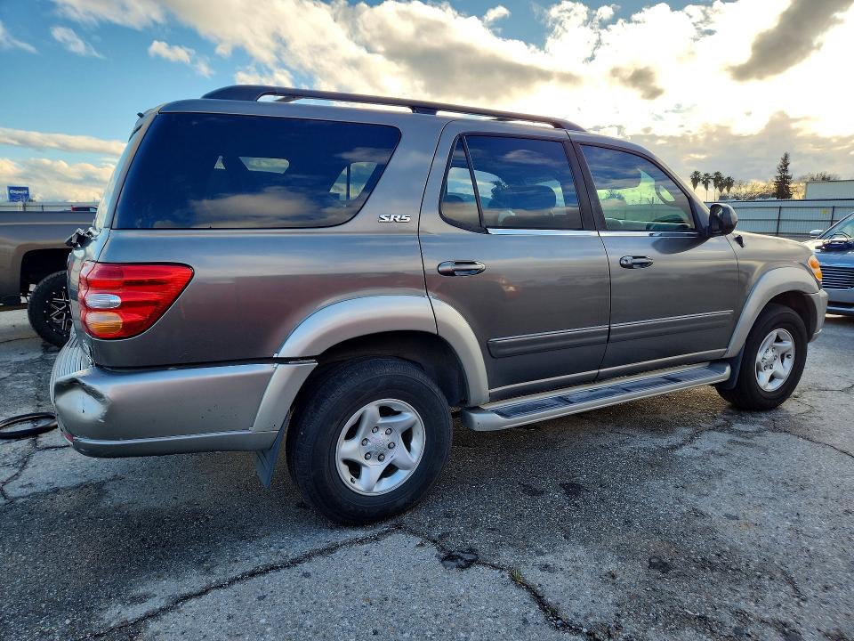 Photo 3 from auction – 2004 TOYOTA SEQUOIA SR with VIN 5TDZT34A24S217345