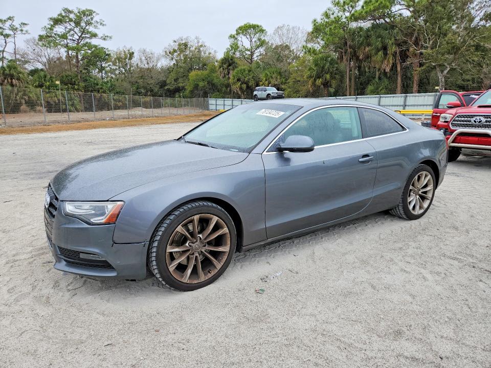 AUDI A5 PREMIUM 2013 with VIN WAUCFAFR8DA072228 - Photo from auction