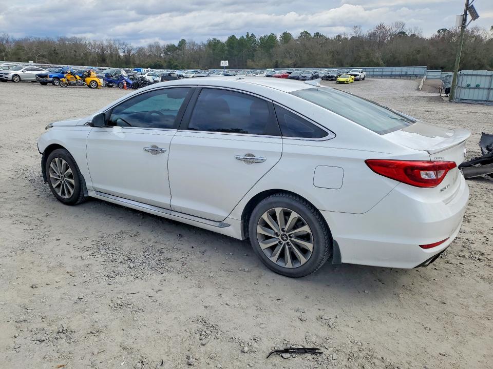Photo 2 from auction – 2016 HYUNDAI SONATA with VIN 5NPE34AF4GH310902