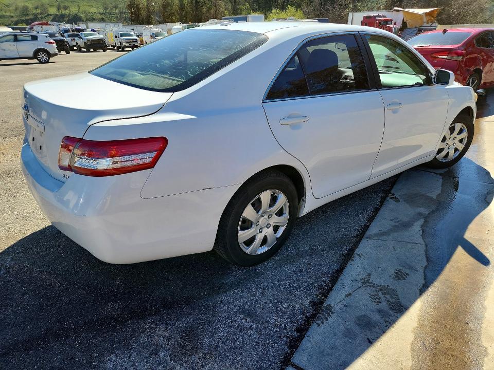 Photo 3 from auction – 2010 TOYOTA CAMRY BASE with VIN 4T4BF3EK4AR048857
