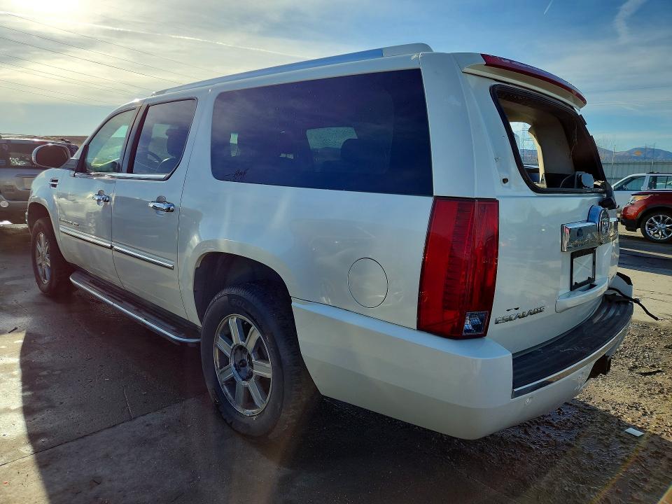 Photo 2 from auction – 2007 CADILLAC ESCALADE E with VIN 1GYFK66877R251540