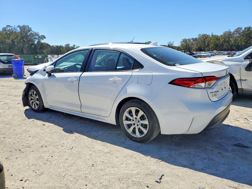 Photo 2 from auction – 2023 TOYOTA COROLLA with VIN 5YFB4MDE2PP075437
