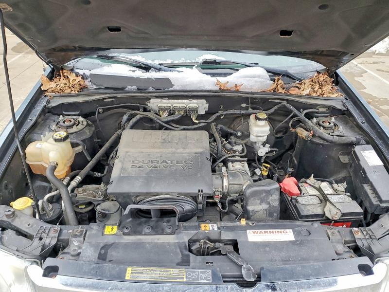 Photo 12 from auction – 2010 FORD ESCAPE LIM with VIN 1FMCU9EG1AKD44899