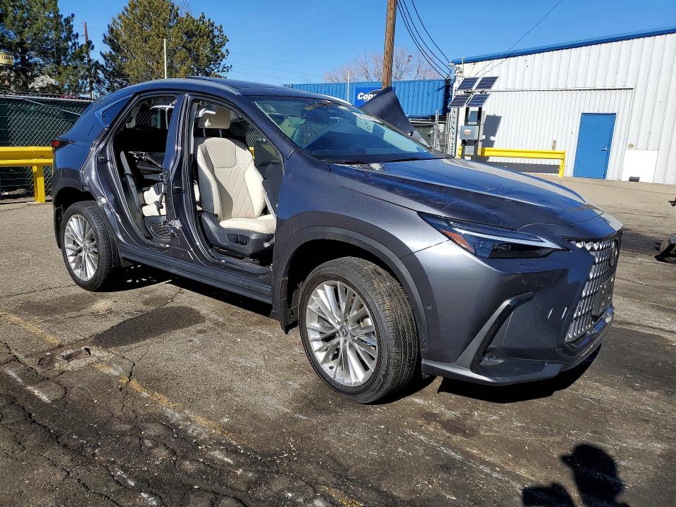 Photo 4 from auction – 2025 LEXUS NX with VIN 2T2HKCEZXSC052472