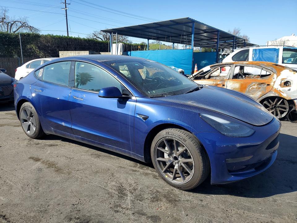 Photo 4 from auction – 2023 TESLA MODEL 3 with VIN 5YJ3E1EA0PF488058