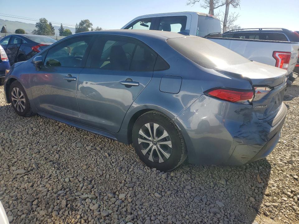 Photo 2 from auction – 2022 TOYOTA COROLLA with VIN JTDEAMDE8N3005257