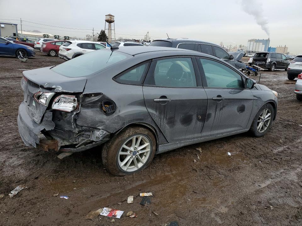 Photo 3 from auction – 2015 FORD FOCUS with VIN 1FADP3F23FL304976