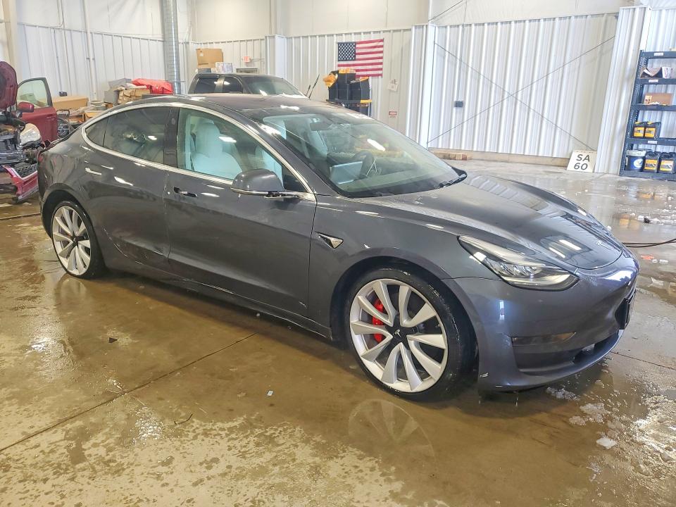 Photo 4 from auction – 2018 TESLA MODEL 3 with VIN 5YJ3E1EB6JF079983