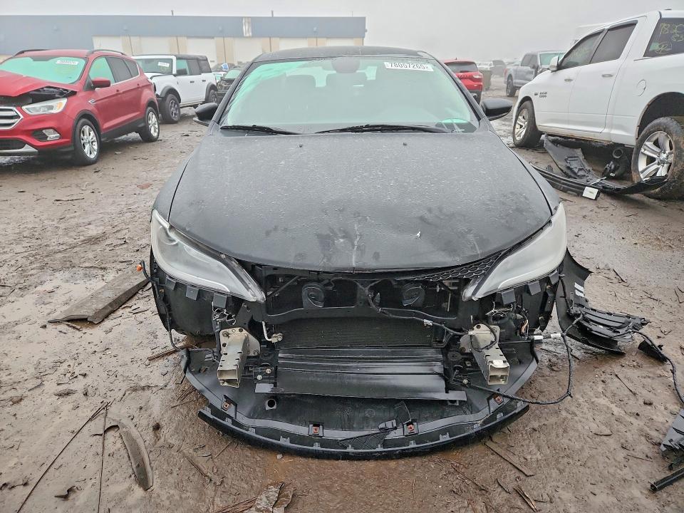 Photo 5 from auction – 2015 CHRYSLER 200 with VIN 1C3CCCAB9FN712545