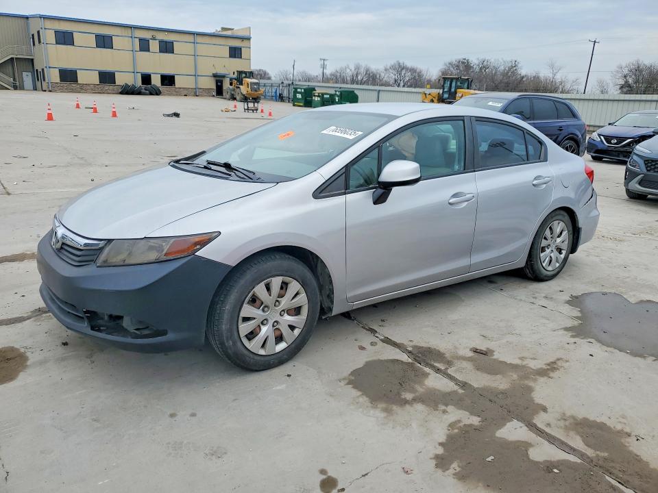 HONDA CIVIC 2012 with VIN 2HGFB2F5XCH578658 - Photo from auction