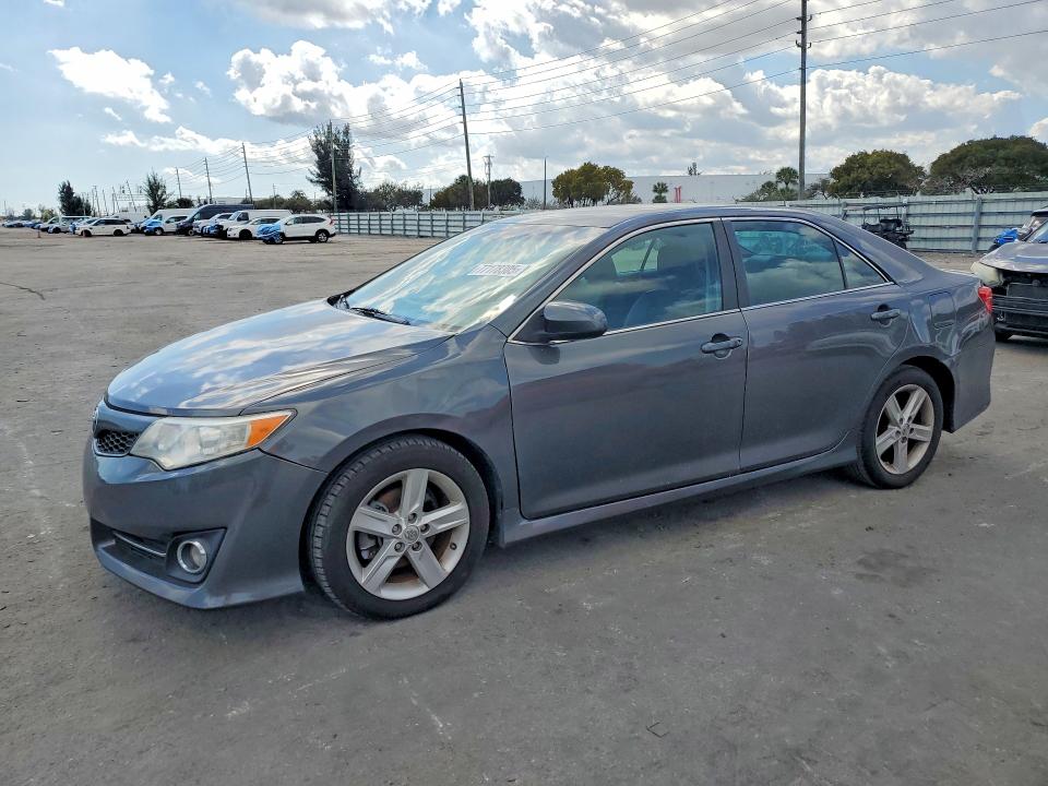 TOYOTA CAMRY L 2014 with VIN 4T1BF1FK7EU743689 - Photo from auction