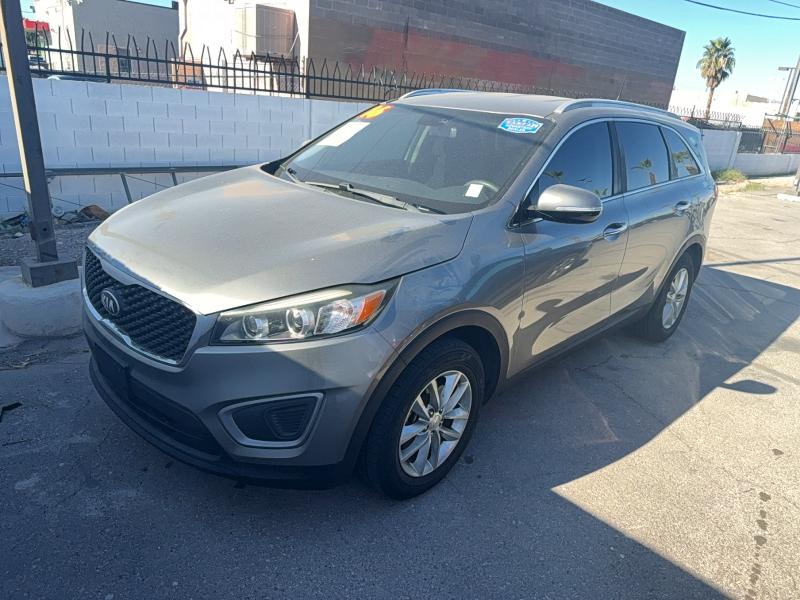 Photo 2 from auction – 2016 KIA SORENTO with VIN 5XYPG4A56GG153322