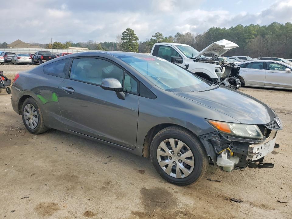 Photo 4 from auction – 2012 HONDA CIVIC with VIN 2HGFG3B53CH540217