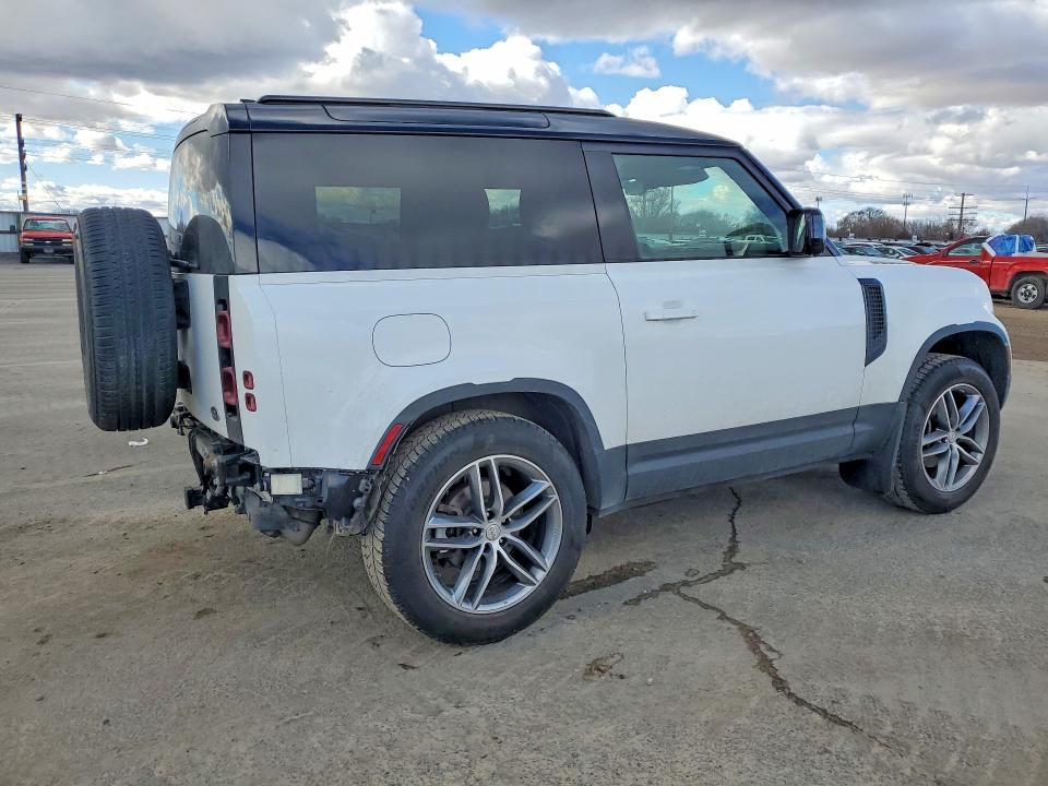 Photo 3 from auction – 2021 LAND ROVER DEFENDER 9 with VIN SALEJ6RX1M2053881
