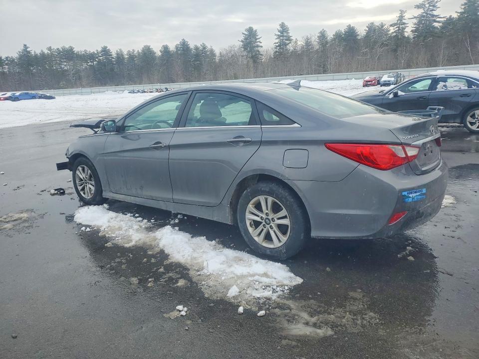 Photo 2 from auction – 2014 HYUNDAI SONATA with VIN 5NPEB4AC4EH830474