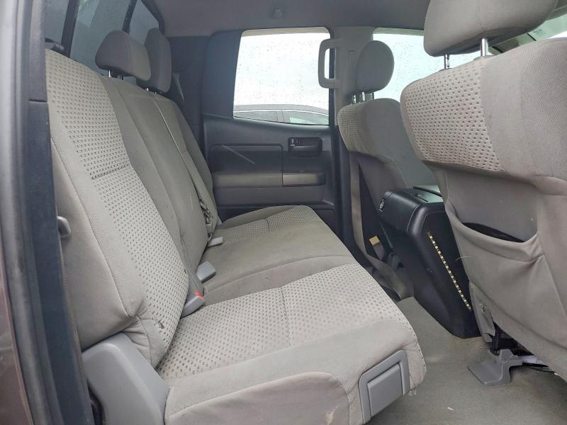 Photo 10 from auction – 2011 TOYOTA TUNDRA with VIN 5TFRY5F11BX111423