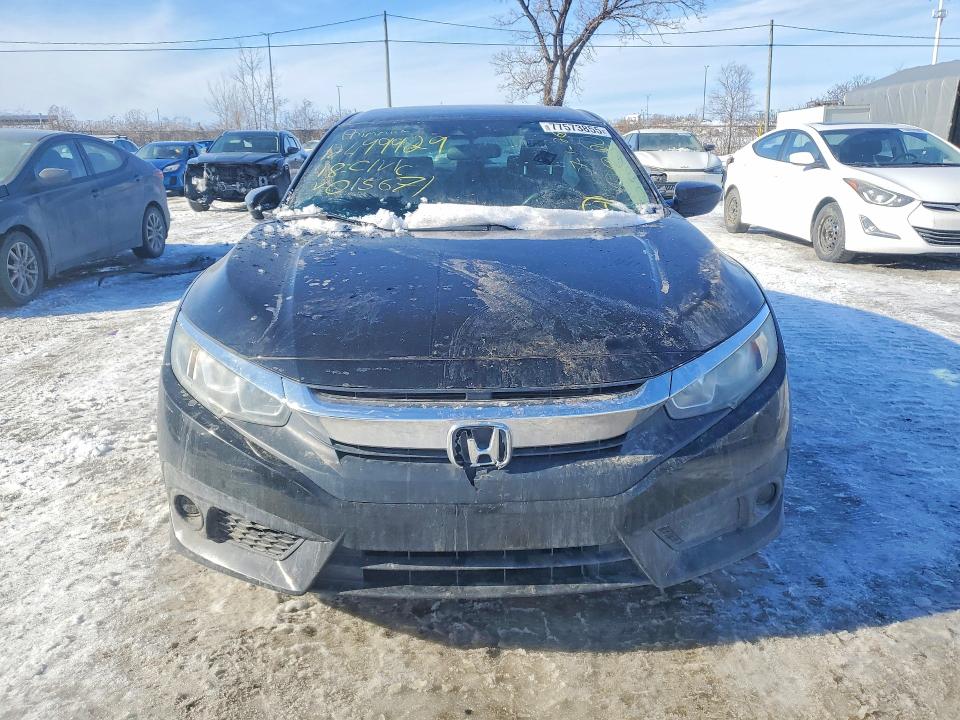 Photo 5 from auction – 2018 HONDA CIVIC with VIN 2HGFC2F60JH015671