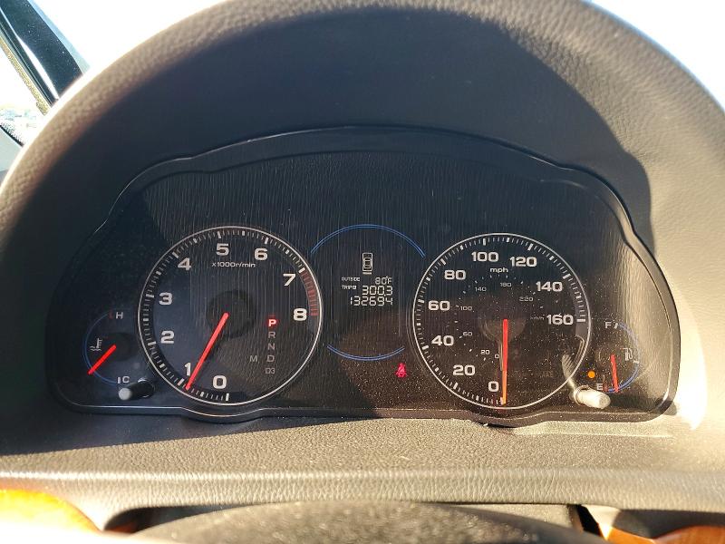 Photo 9 from auction – 2004 ACURA TSX with VIN JH4CL96884C045762
