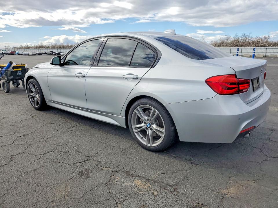 Foto 2 de la subasta – 2017 BMW 340 con VIN WBA8B3G33HNU36030