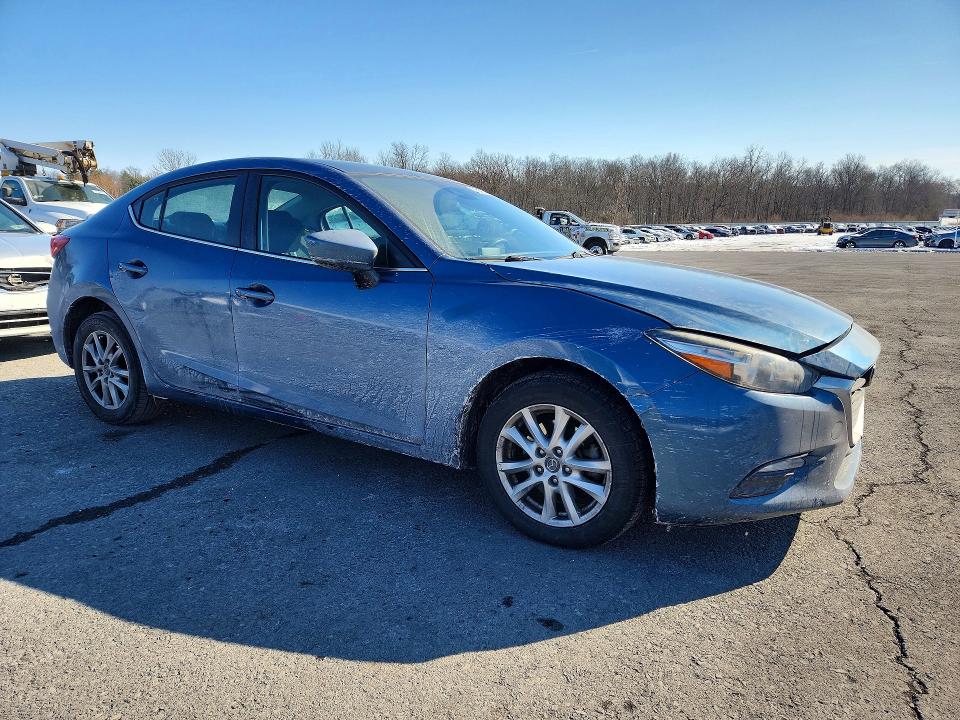 Photo 4 from auction – 2018 MAZDA 3 SPORT with VIN 3MZBN1U71JM163775