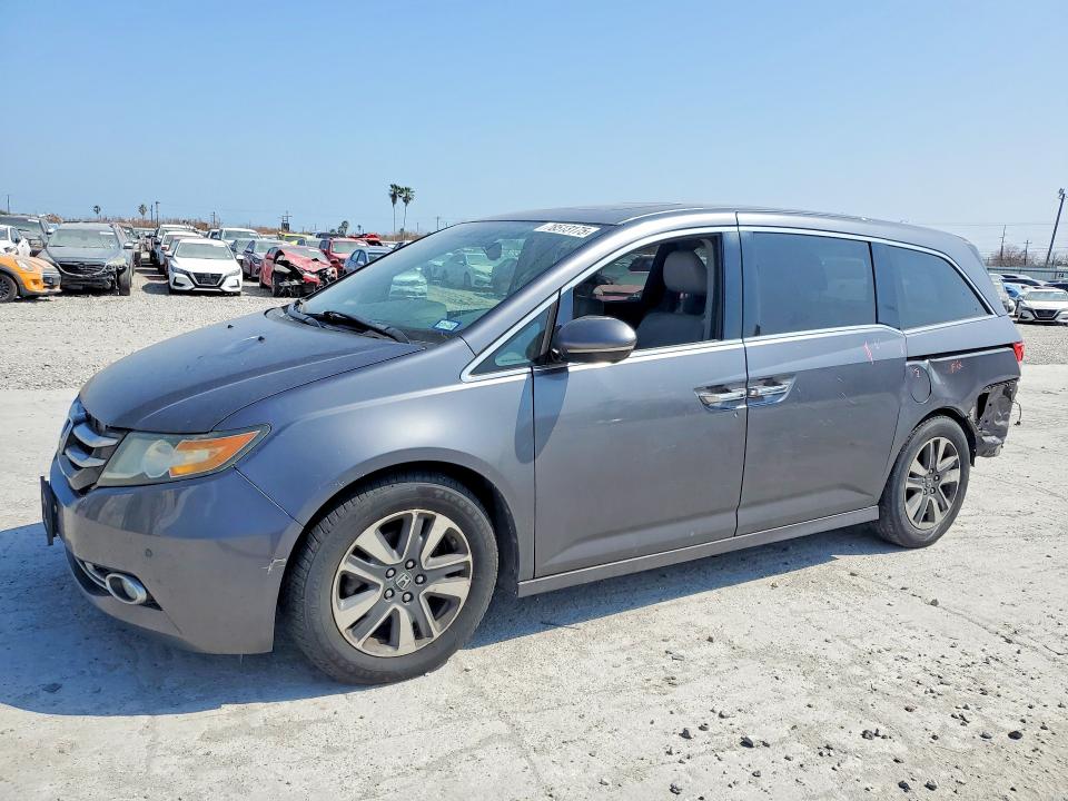 Photo 1 from auction – 2016 HONDA ODYSSEY with VIN 5FNRL5H98GB060229