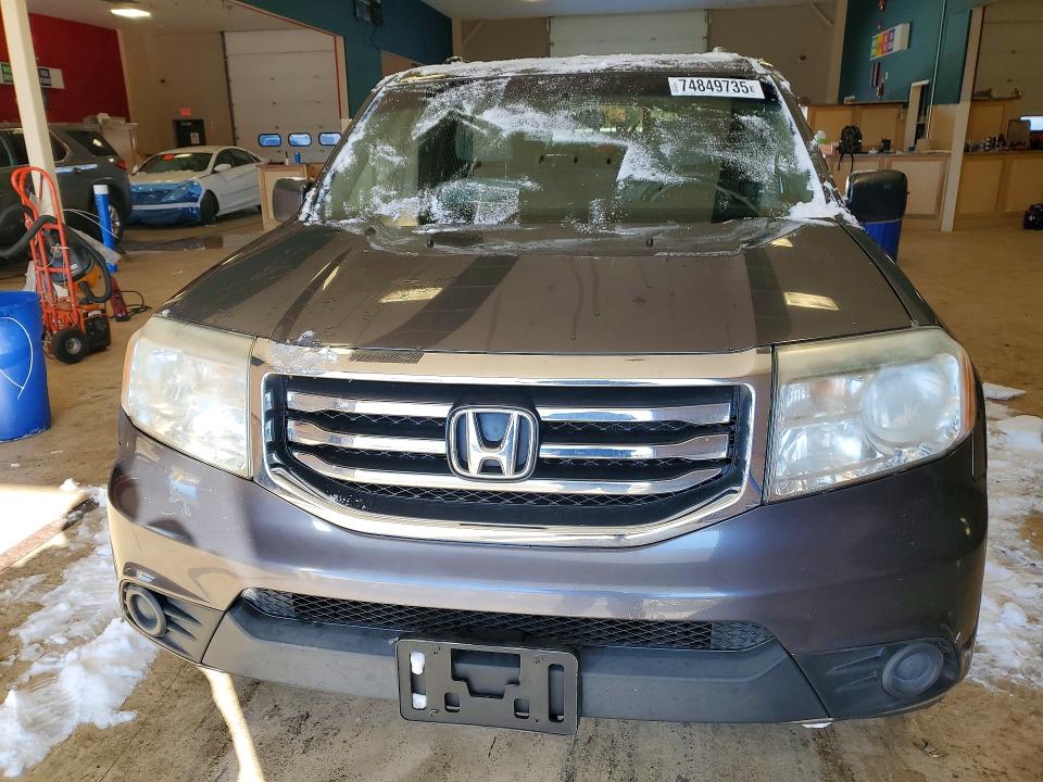 Photo 5 from auction – 2014 HONDA PILOT LX with VIN 5FNYF4H20EB007389