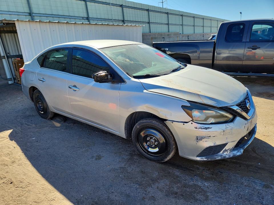 Photo 4 from auction – 2019 NISSAN SENTRA with VIN 3N1AB7AP3KY276283