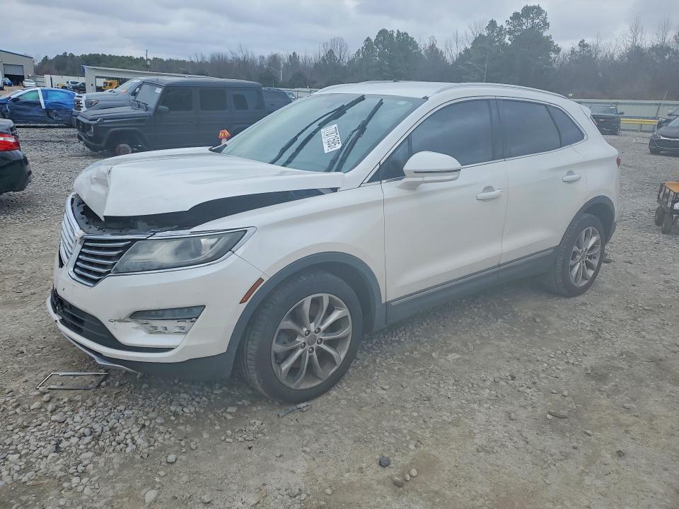 LINCOLN MKC 2016 with VIN 5LMCJ2C99GUJ31567 - Photo from auction