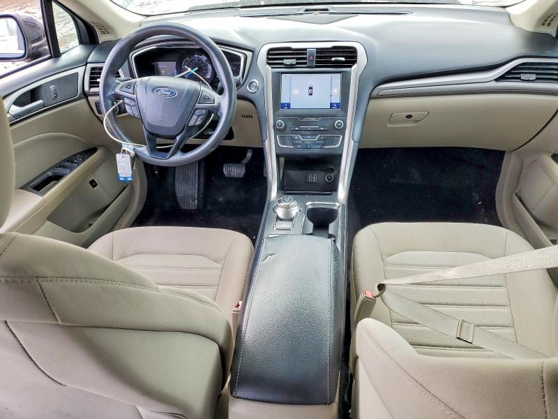Photo 8 from auction – 2020 FORD FUSION with VIN 3FA6P0LU0LR260526