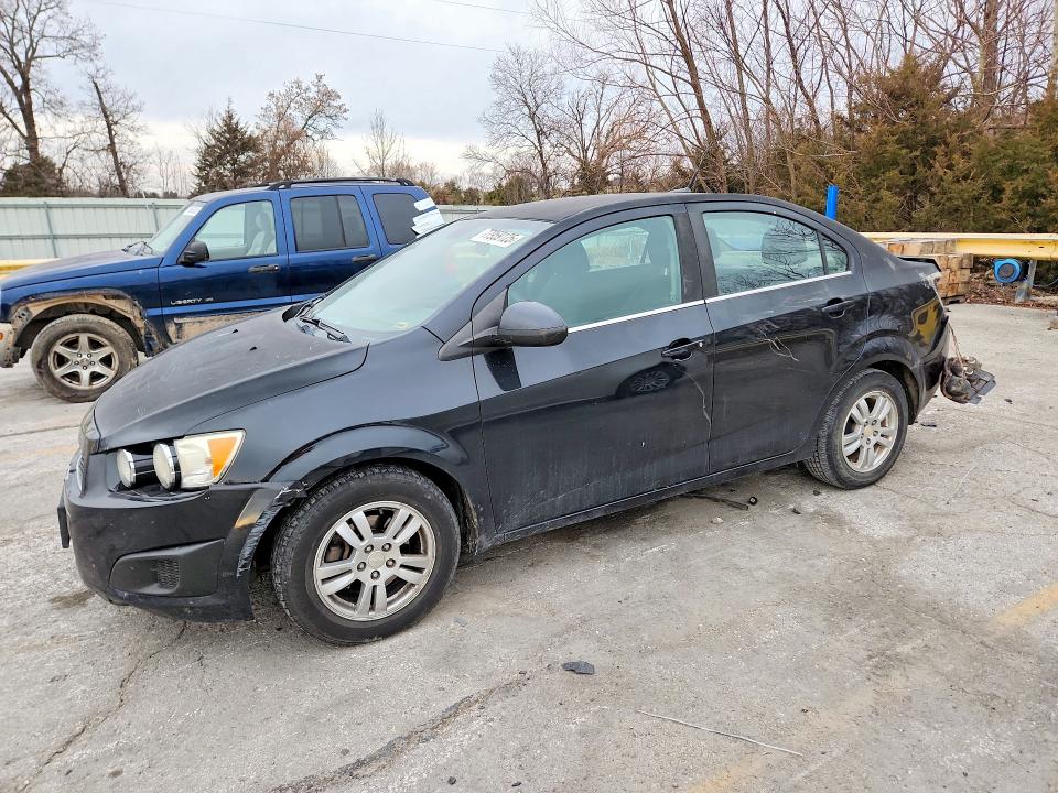 CHEVROLET SONIC 2013 with VIN 1G1JC5SHXD4134677 - Photo from auction