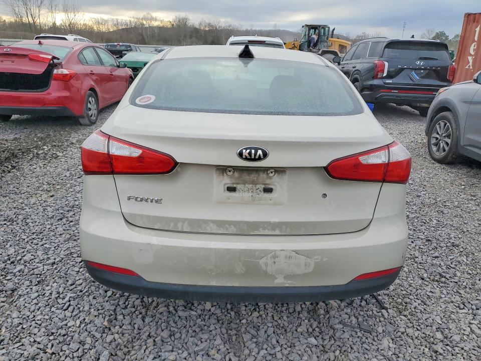 Photo 6 from auction – 2015 KIA FORTE with VIN KNAFK4A65F5334614