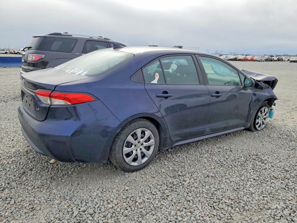 Photo 3 from auction – 2021 TOYOTA COROLLA LE with VIN 5YFEPMAE9MP240856