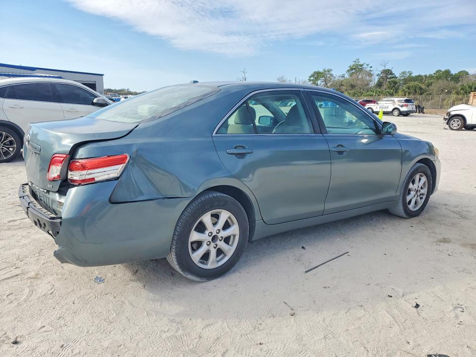 Photo 3 from auction – 2011 TOYOTA CAMRY with VIN 4T4BF3EK6BR150324