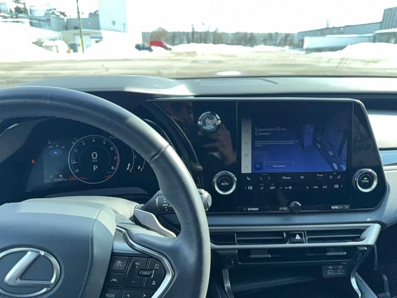 Photo 9 from auction – 2024 LEXUS RX with VIN 2T2BAMCA9RC070967