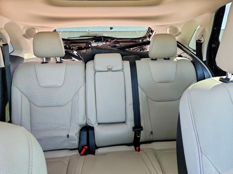 Photo 10 from auction – 2021 FORD EDGE TITAN with VIN 2FMPK3K95MBA17351