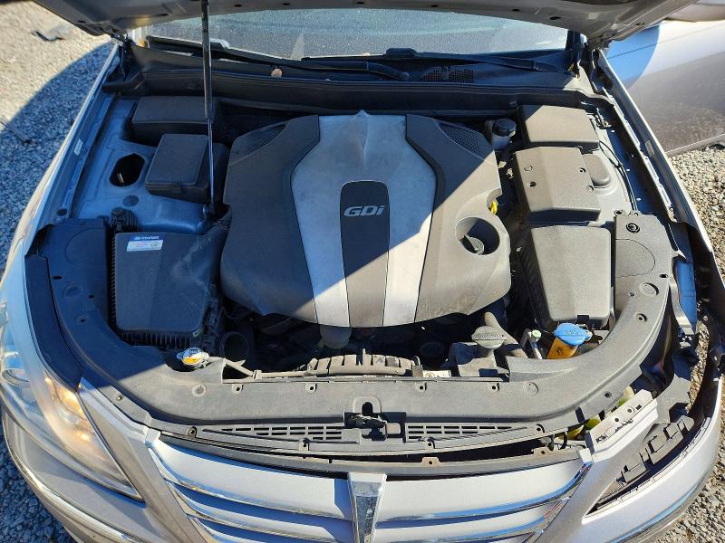 Photo 12 from auction – 2012 HYUNDAI GENESIS 3. with VIN KMHGC4DD0CU199005