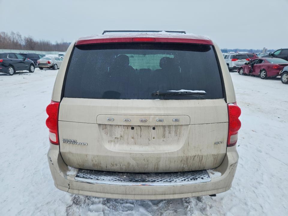 Photo 6 from auction – 2014 DODGE GRAND CARAVAN with VIN 2C4RDGCG2ER376872