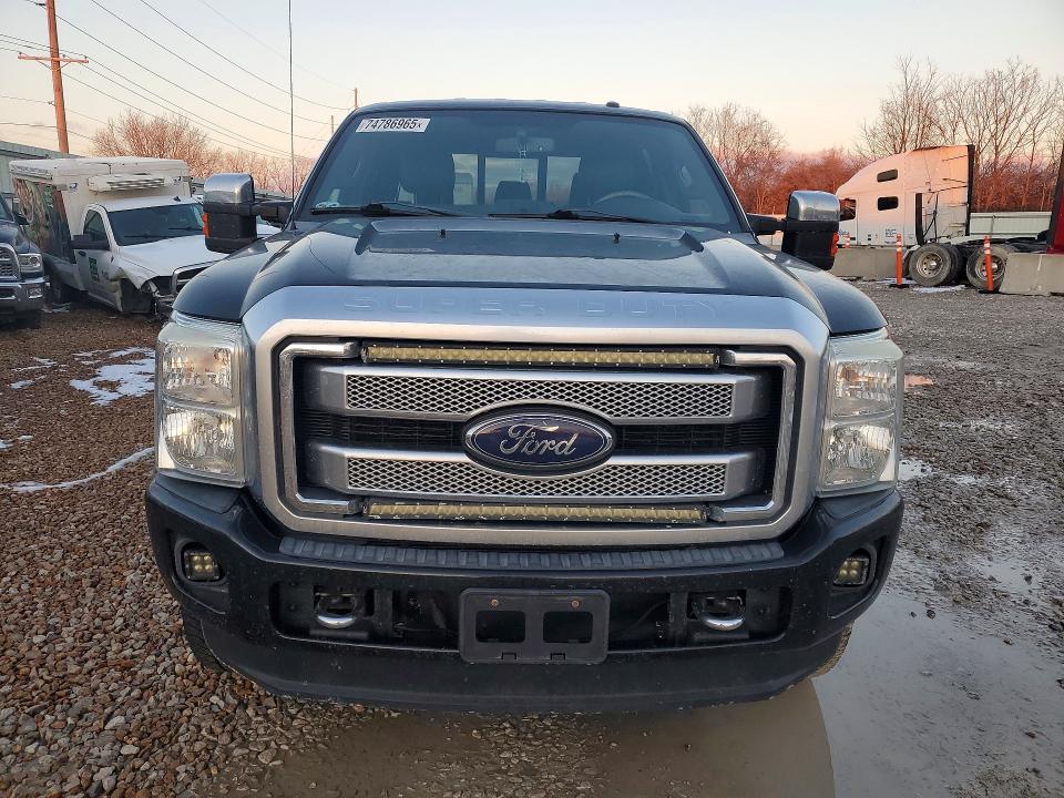 Photo 5 from auction – 2016 FORD F350 with VIN 1FT8W3BT7GEB31322
