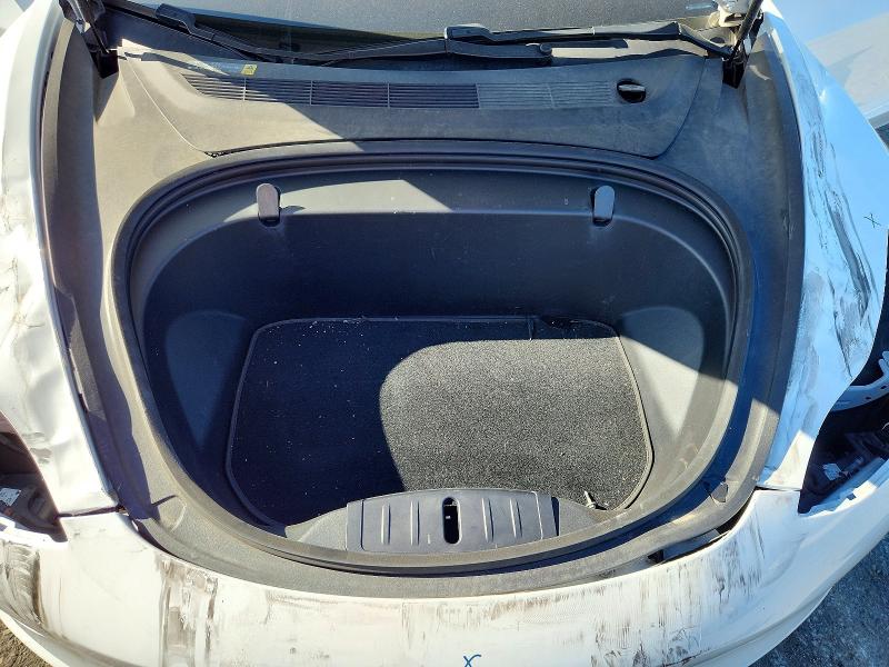 Photo 11 from auction – 2018 TESLA MODEL 3 with VIN 5YJ3E1EA9JF035841